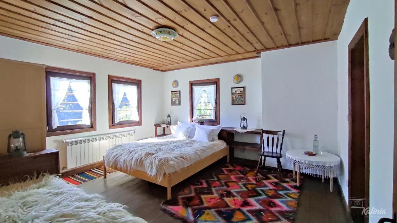 Kalinia Guesthouse B&B Kovachevitsa Bagian luar foto